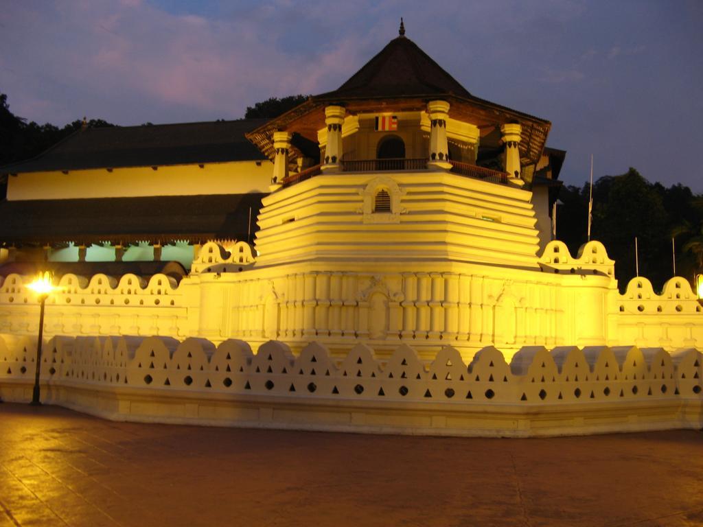 The Buena Vista Kandy Zewnętrze zdjęcie